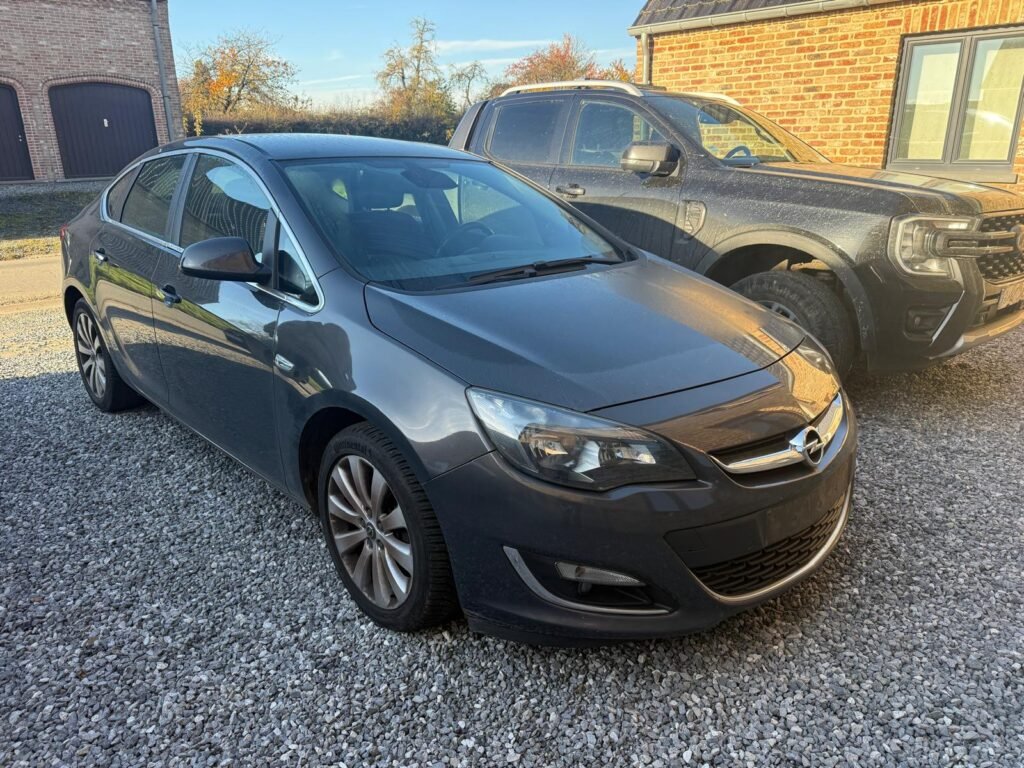 Opel Astra 2014 achetée par CarSwitch24 à Chaumont-Gistoux