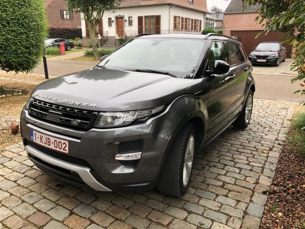 Land Rover Range Rover Evoque de 2015 acheté par CarSwitch24 à Froidchapelle.