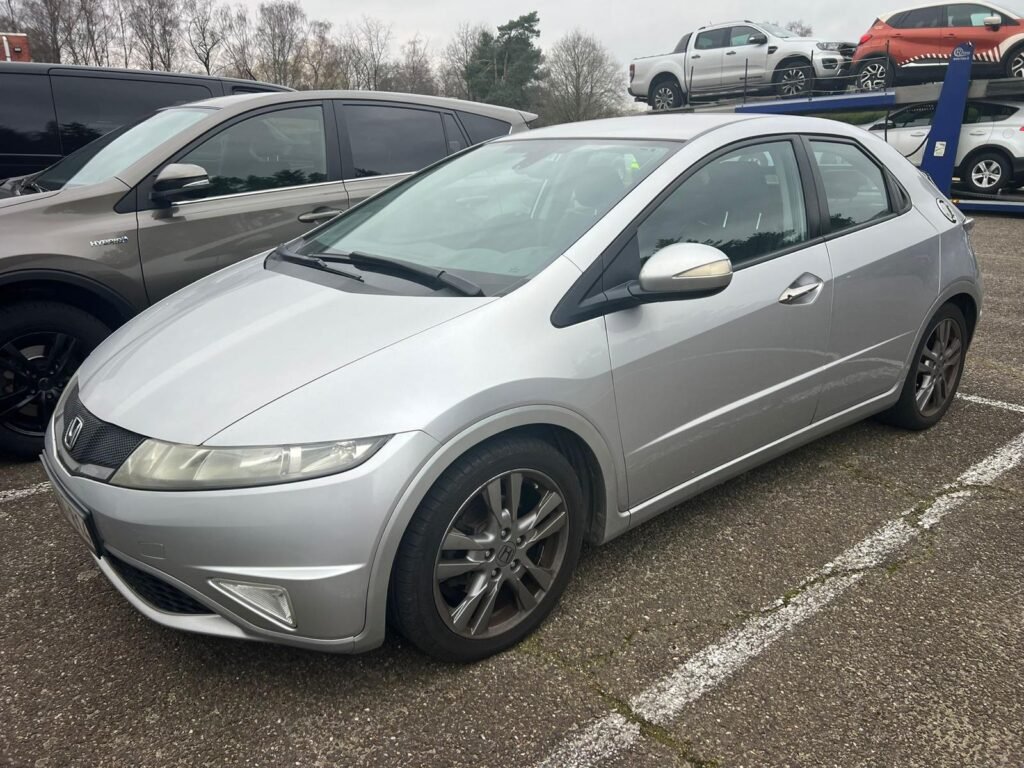 Honda Civic 2011 achetée à Floreffe par CarSwitch24