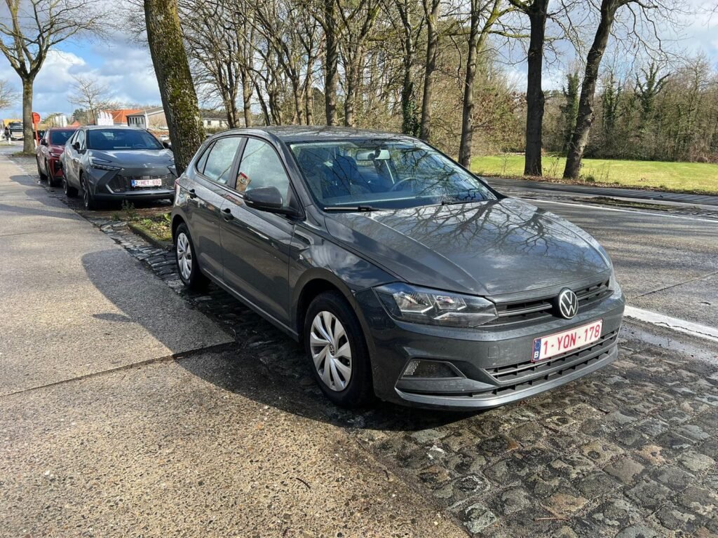 Volkswagen Polo 2021 achetée à Ohey par CarSwitch24
