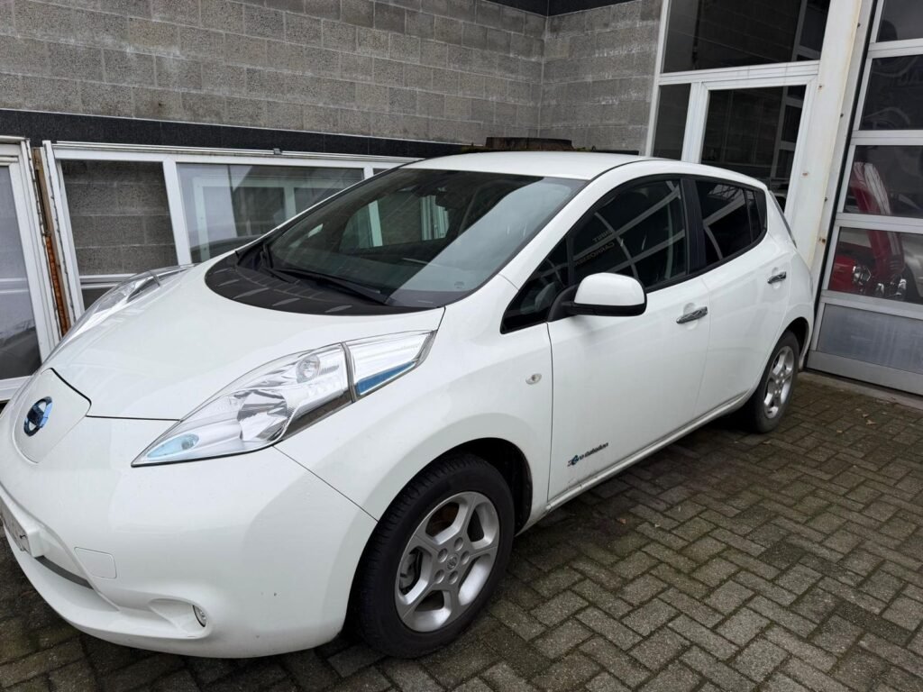 Nissan Leaf 2016 achetée à Mettet par CarSwitch24